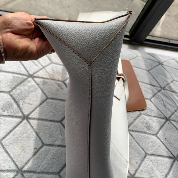 White Laundry handbag purse tote - Picture 5 of 7